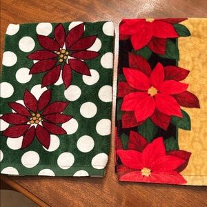 Festive Poinsettia Holiday Towels - Red and Green